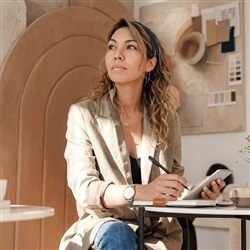 Ana F., verified Ryoko Router customer from Virginia Beach